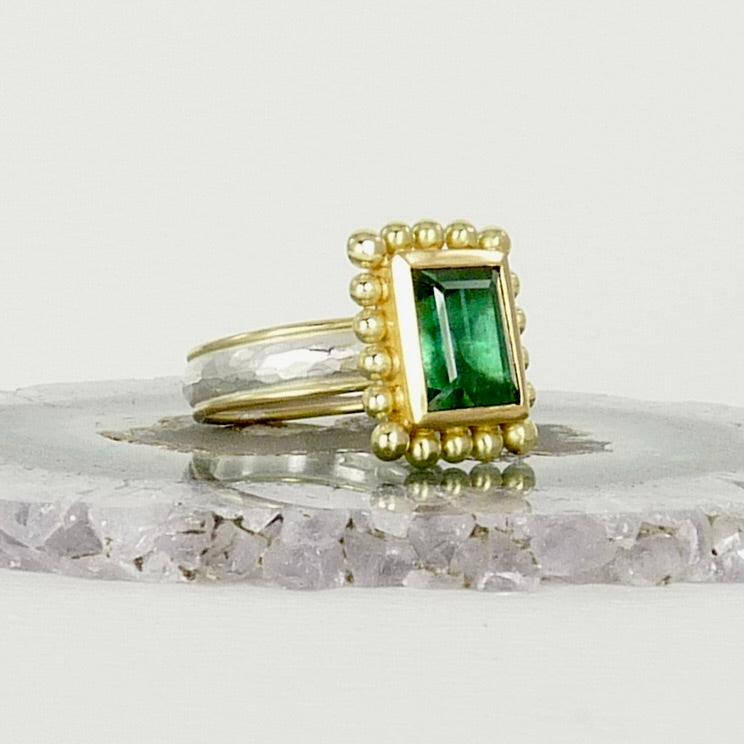 Green Tourmaline Courtesan Ring