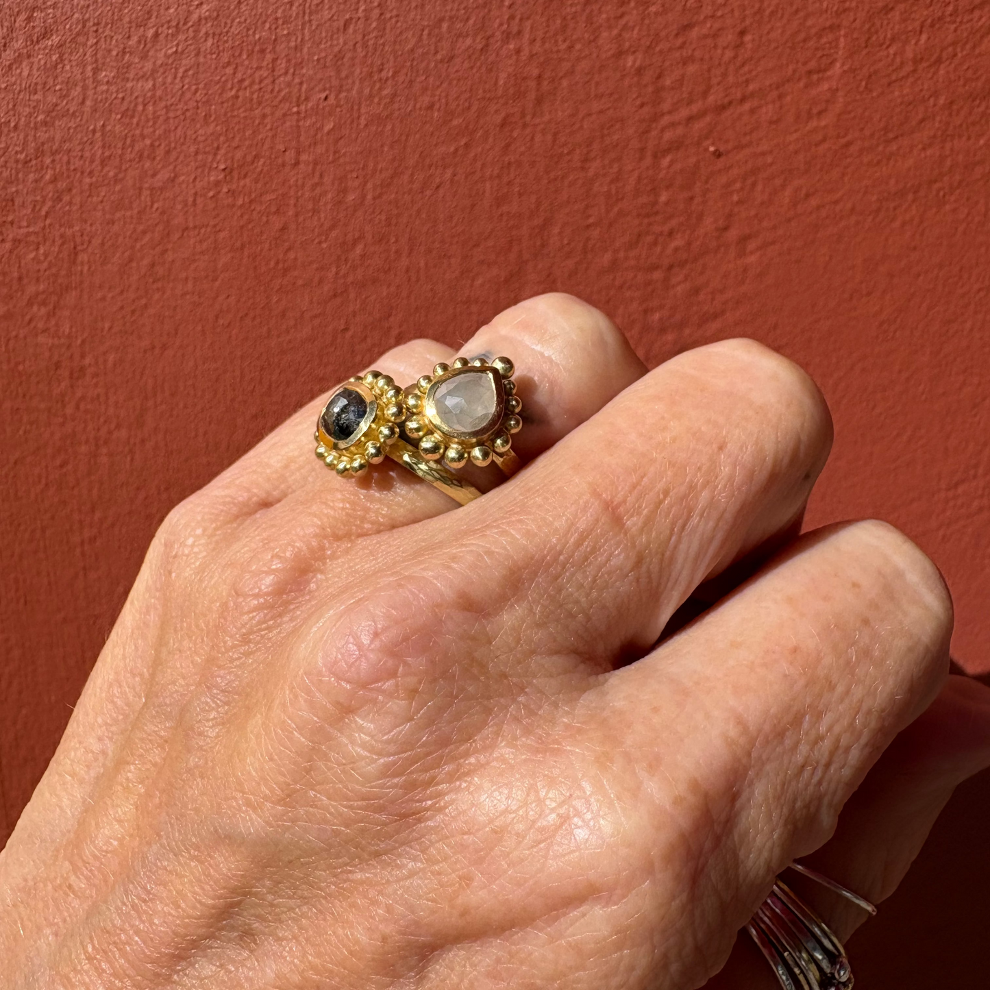 Pearly Cream Diamond Courtesan Ring