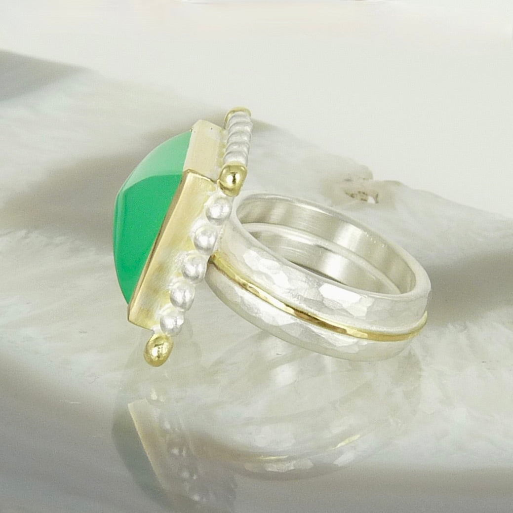 Chrysoprase Courtesan Ring