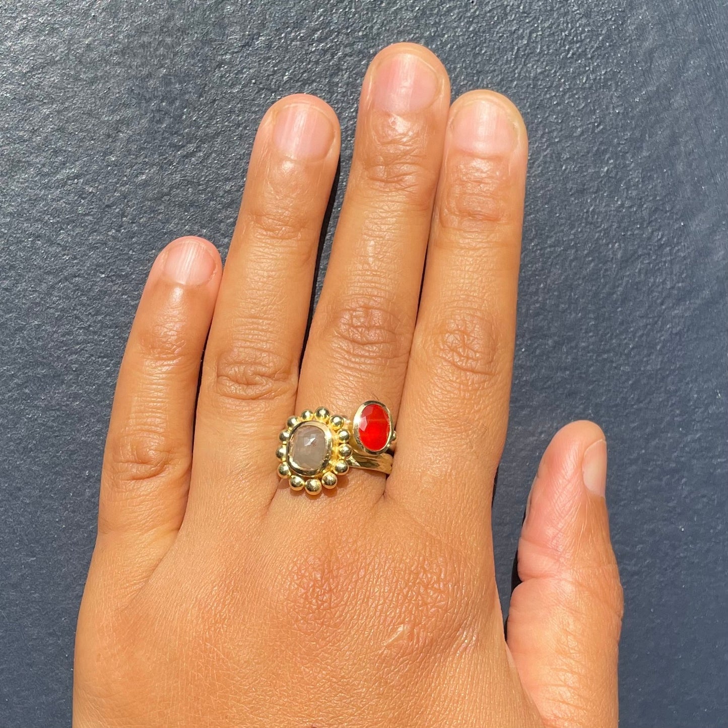 18ct 22ct gold grey diamond ring