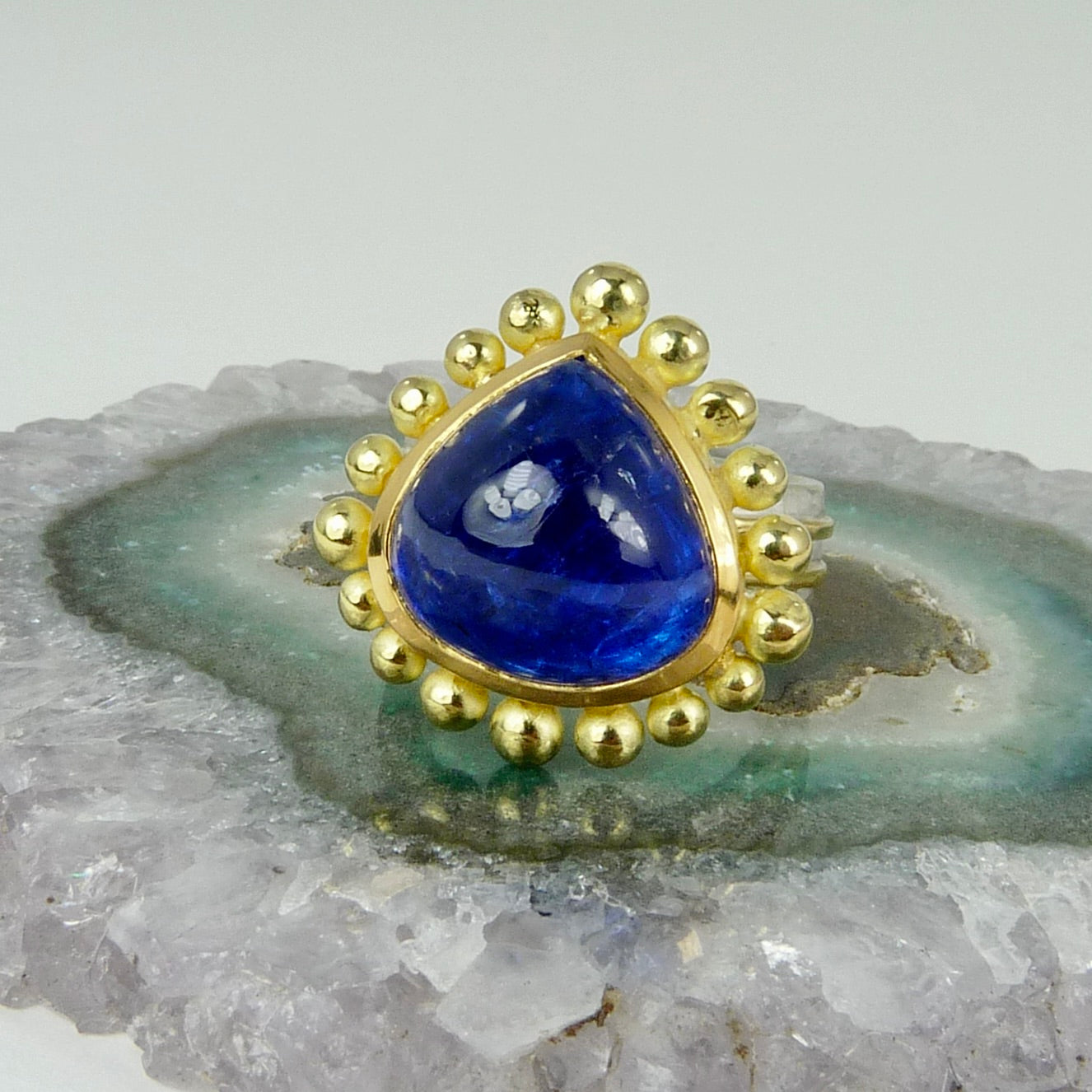 Tanzanite Courtesan Ring