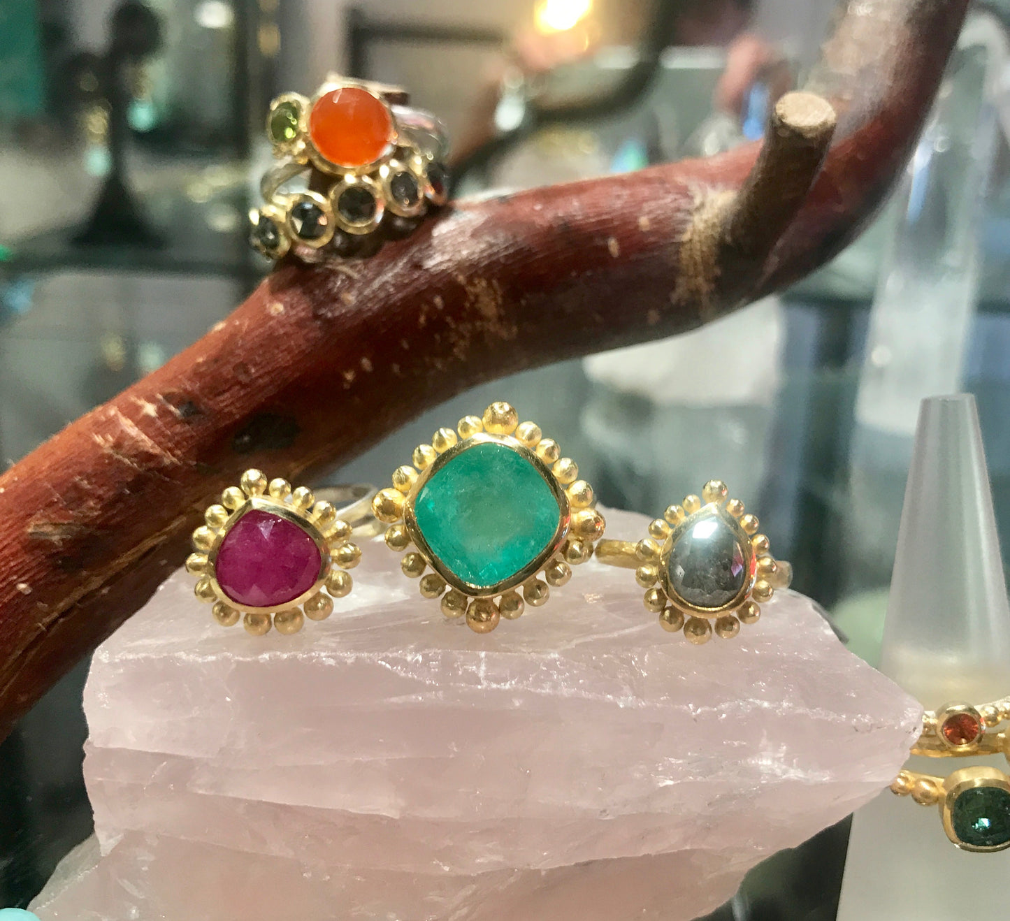 Columbian Emerald Courtesan Ring