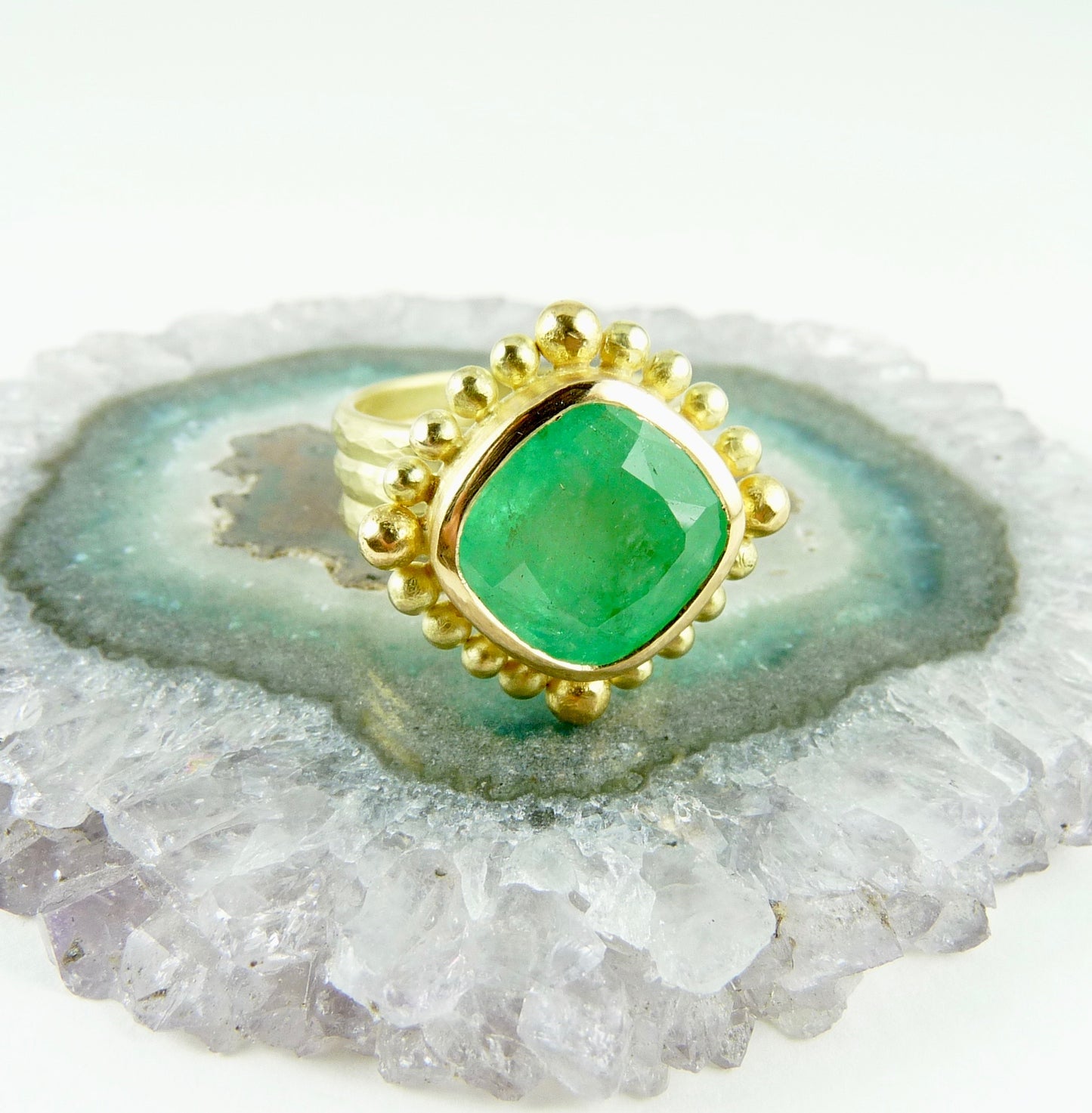 Columbian Emerald Courtesan Ring