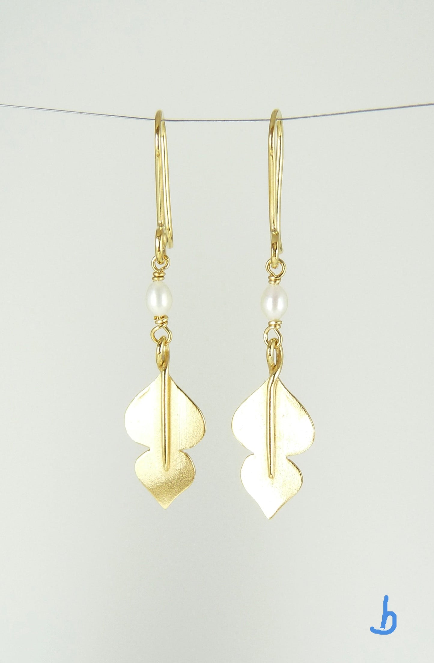 Temple Collection Small Hook Earrings