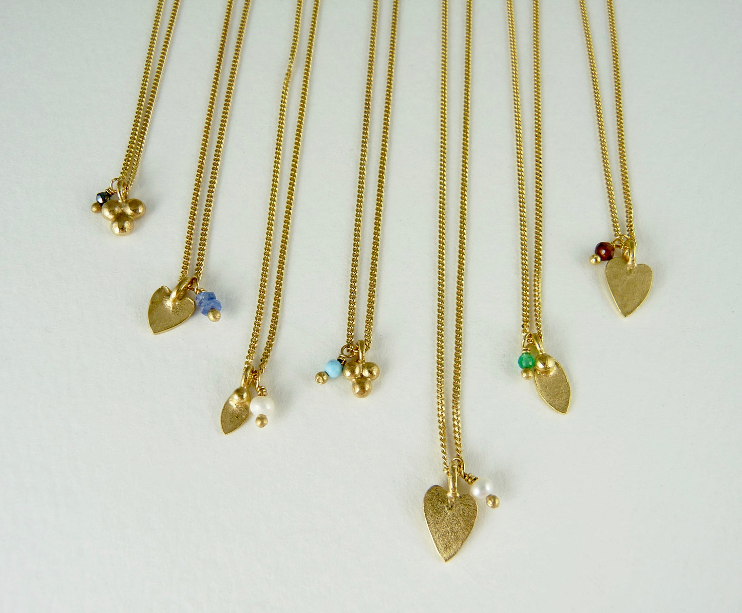 Delicate Mimi Necklace with Pearl