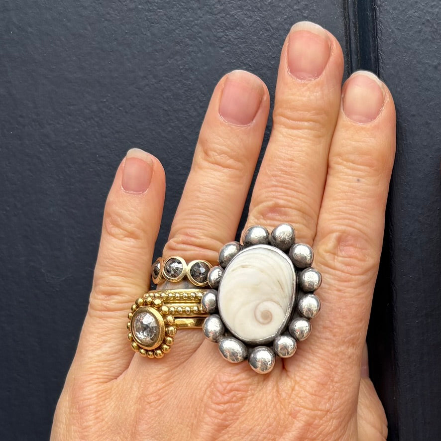 Band Agate Giant Courtesan Ring