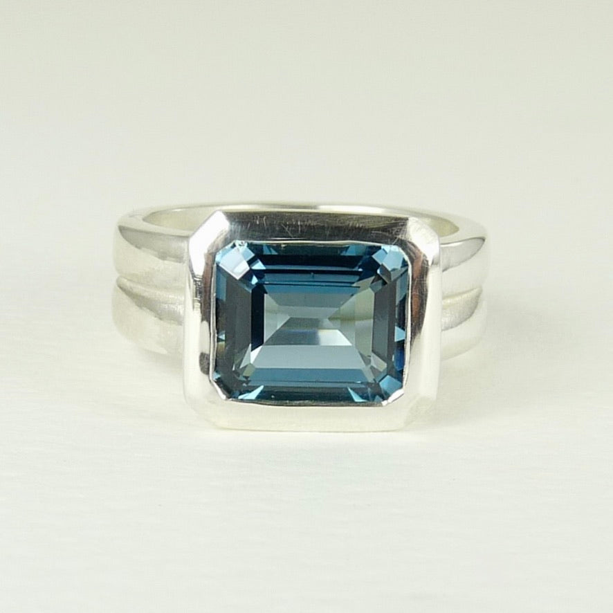 London Blue Topaz Kings Ring