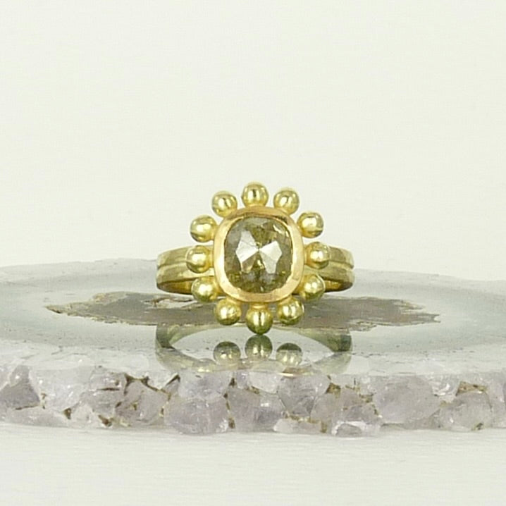 Grey Yellow Diamond Courtesan ring