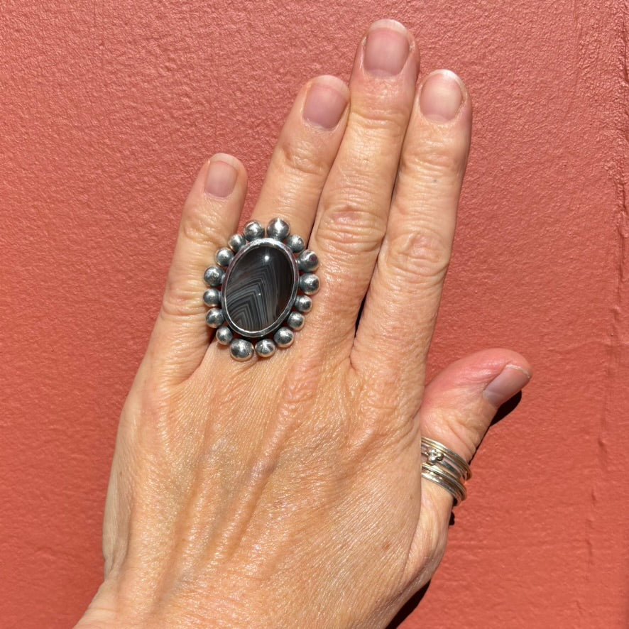 Chevron Agate Giant Courtesan Ring