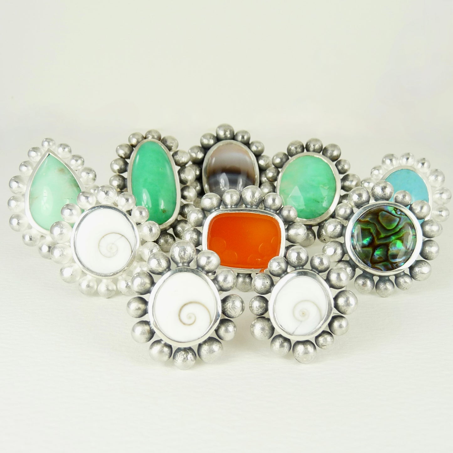 Big Courtesan Operculum Silver Ring