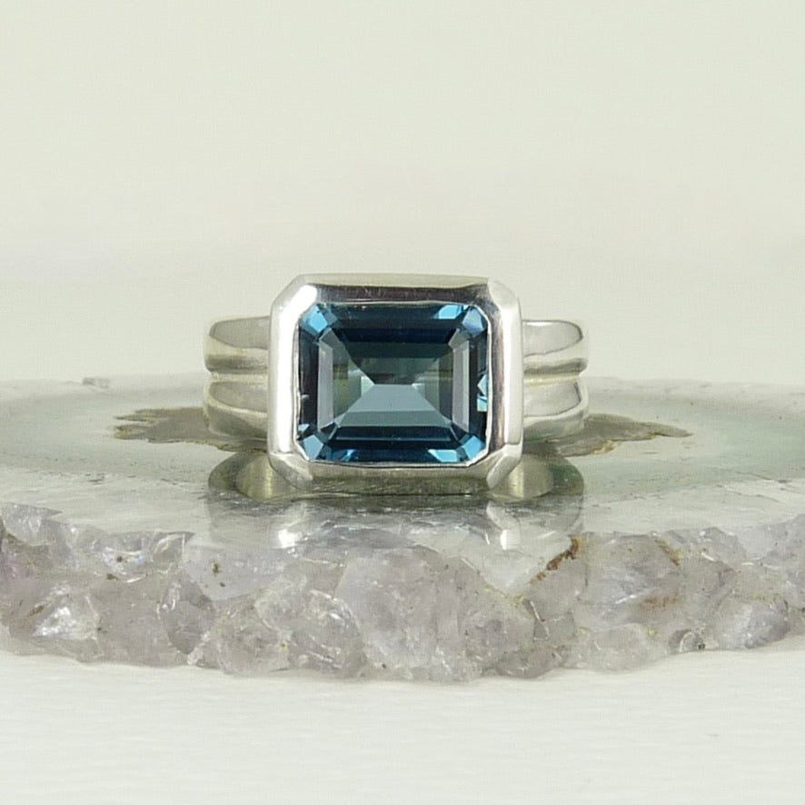 London Blue Topaz Kings Ring