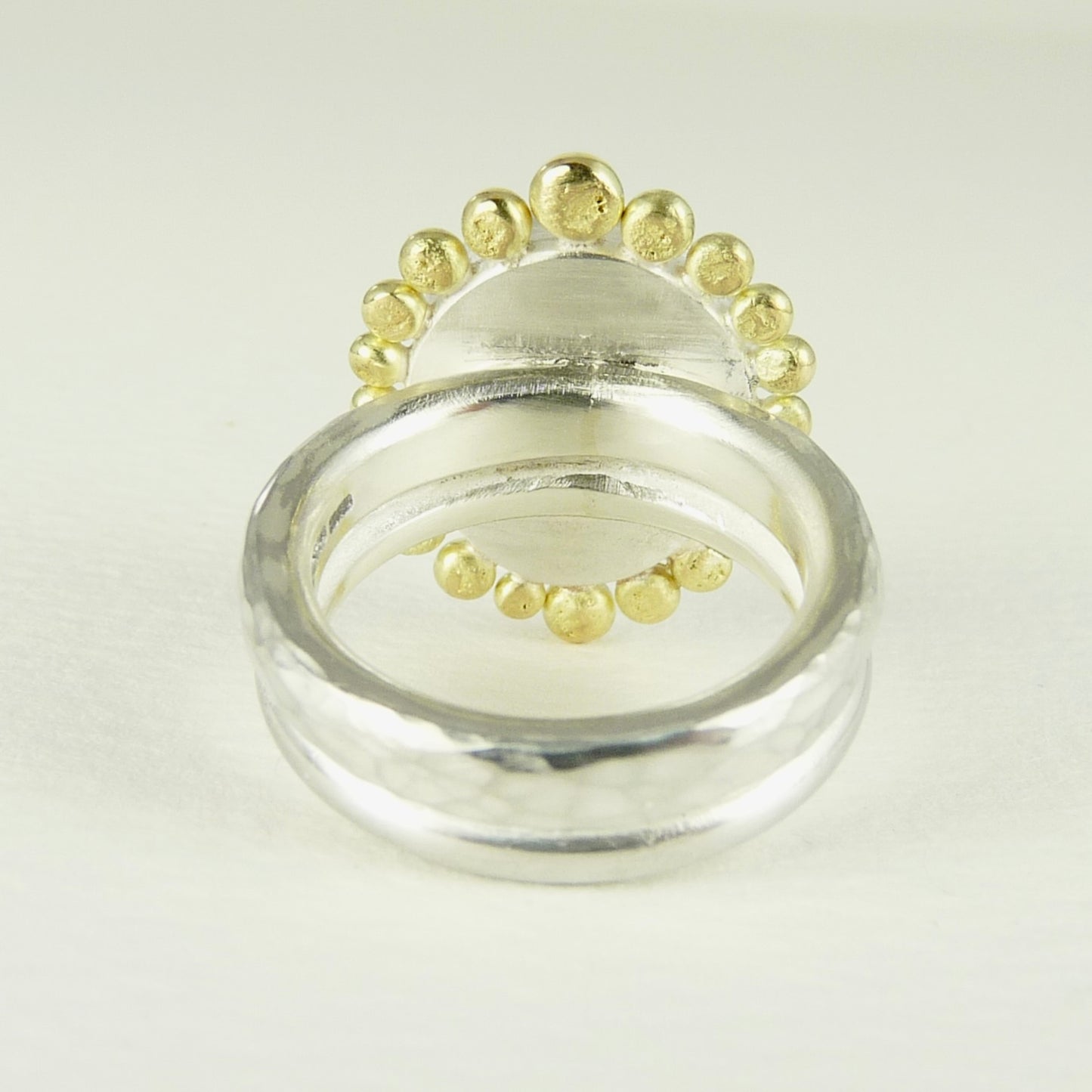 Operculum Shell Courtesan Ring