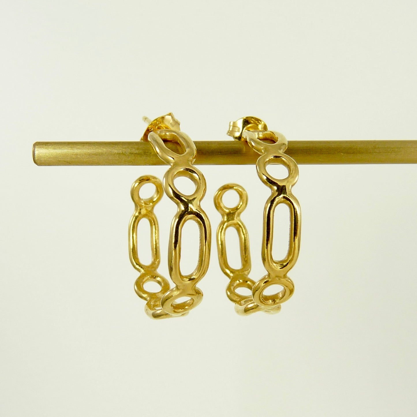 Zee Small Hoops