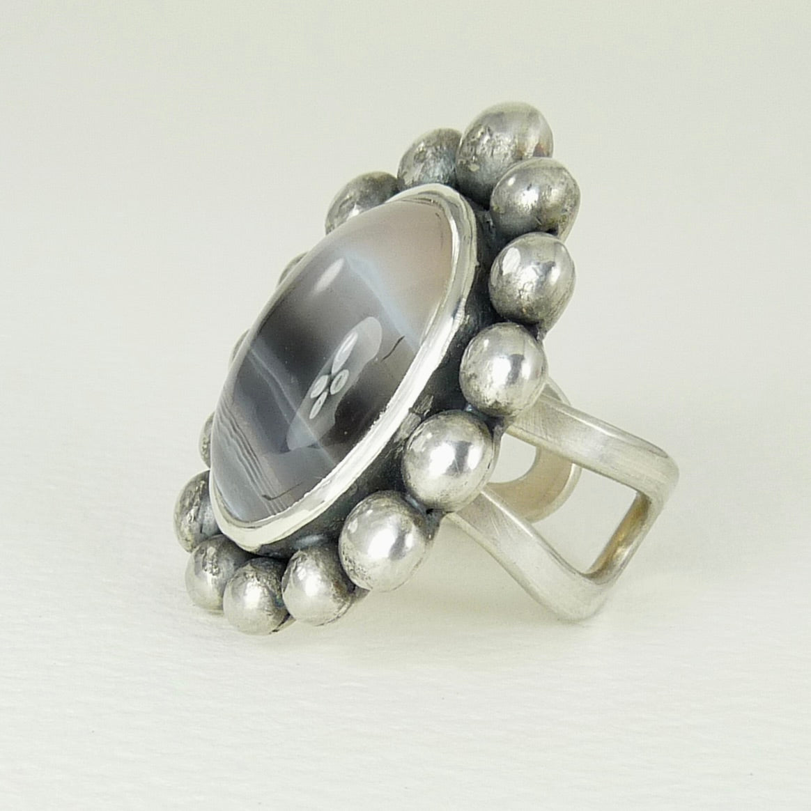 Giant Silver And Agate Courtesan Ring