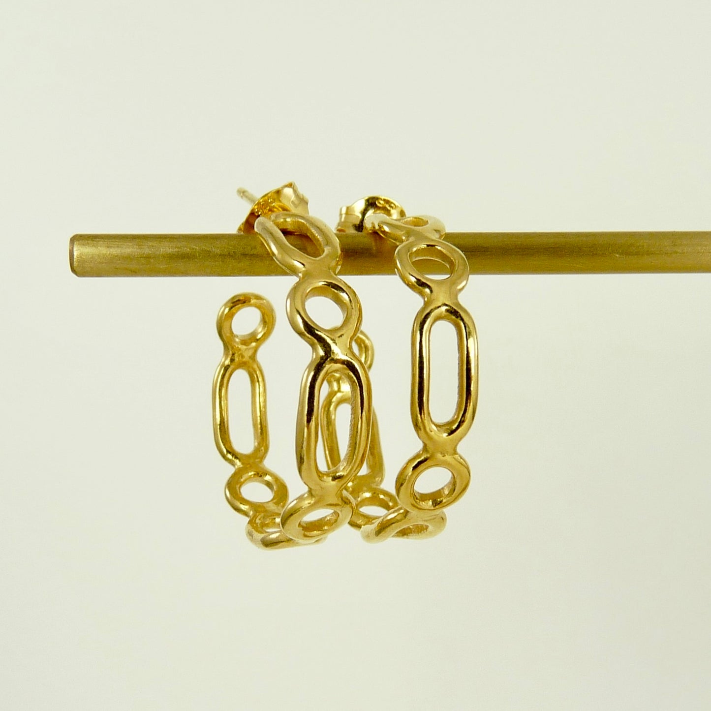 Zee Small Hoops