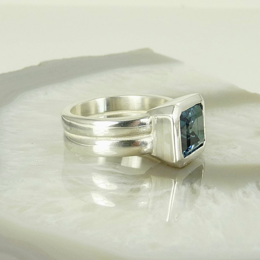 London Blue Topaz Kings Ring