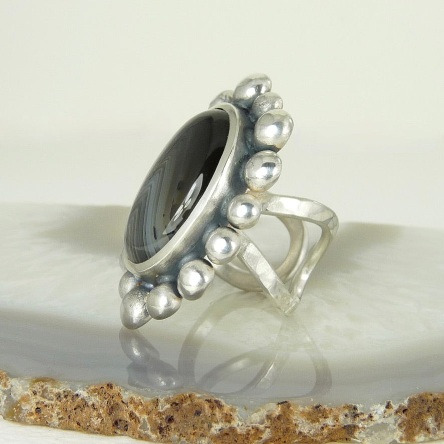 Chevron Agate Giant Courtesan Ring