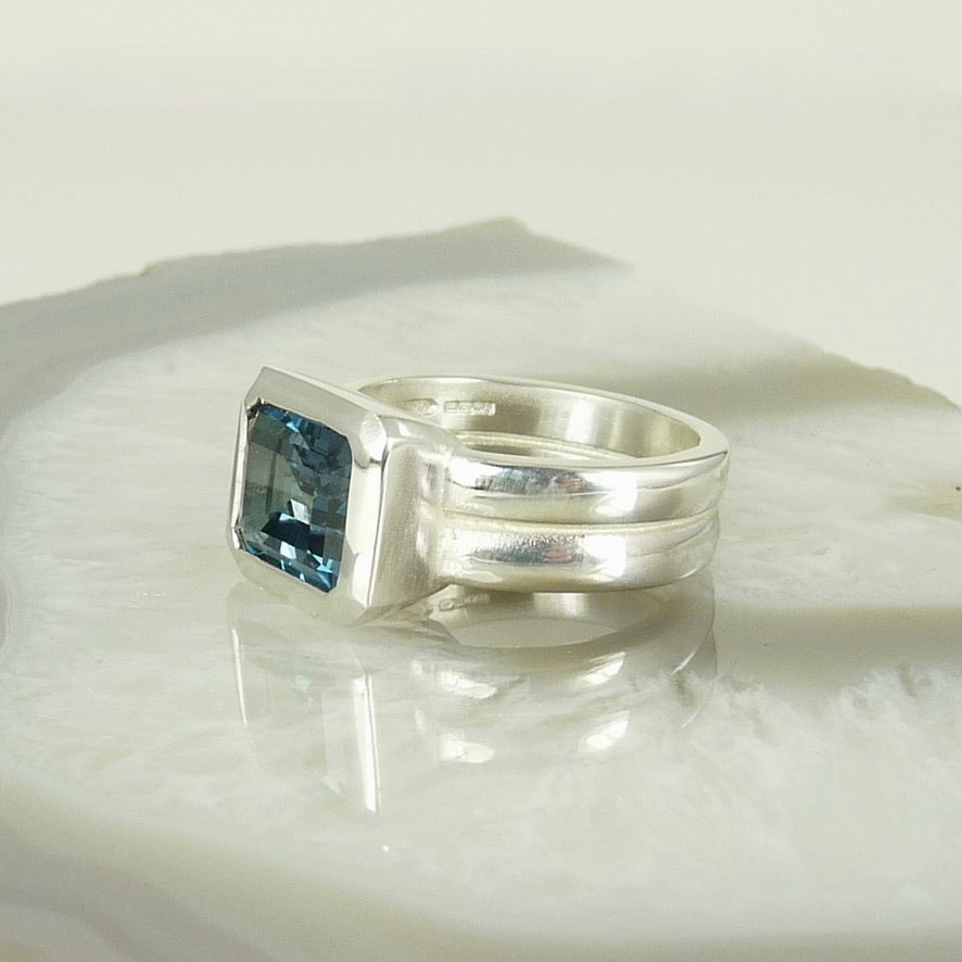 London Blue Topaz Kings Ring