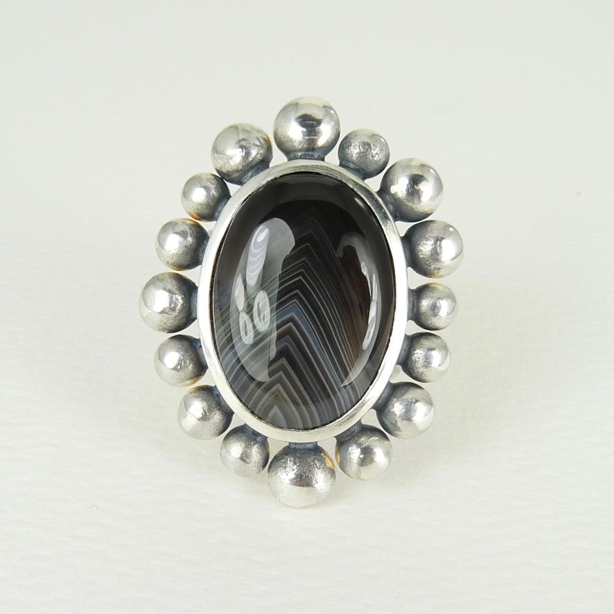 Chevron Agate Giant Courtesan Ring