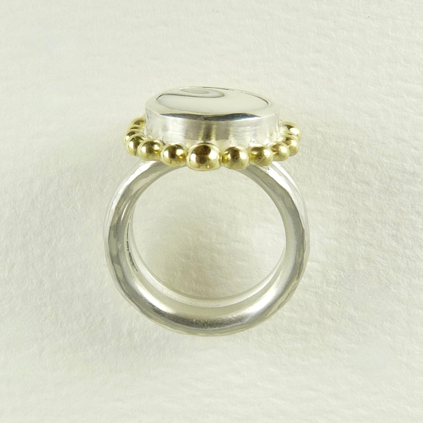 Operculum Shell Courtesan Ring