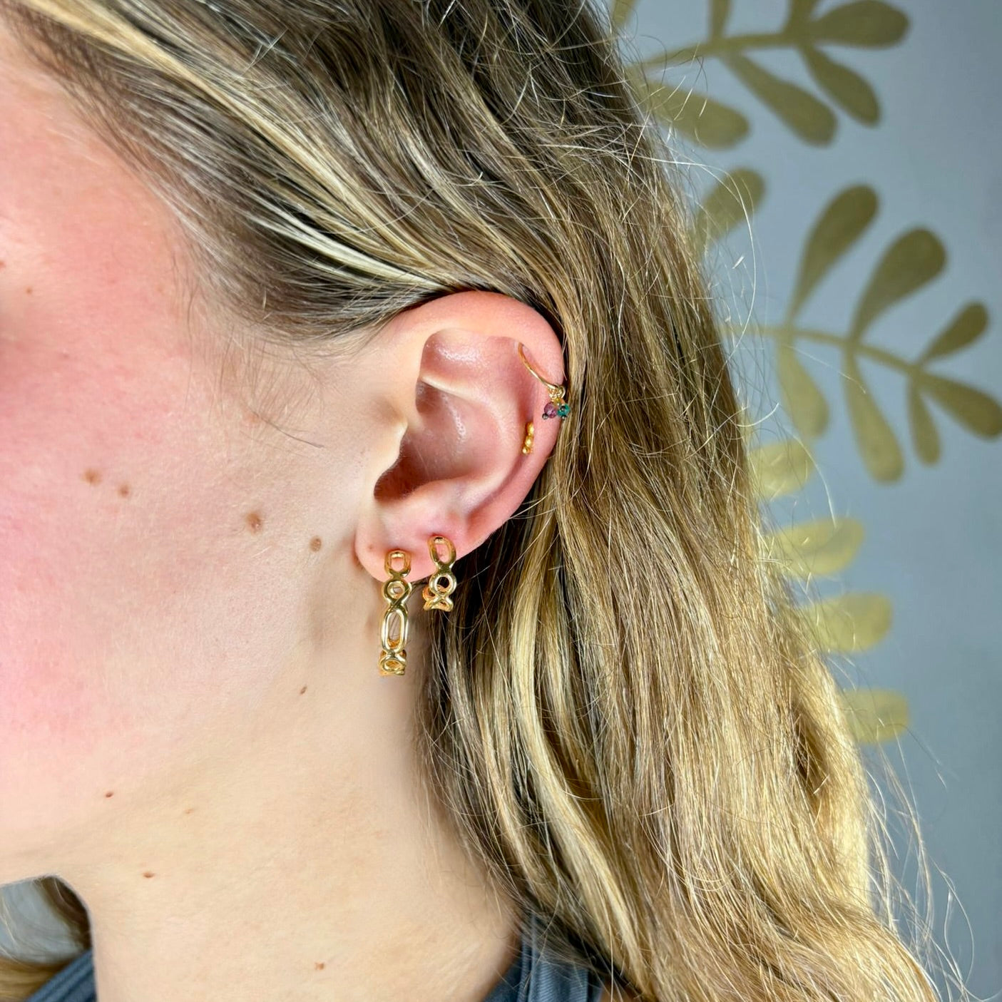 Zee Medium Hoops