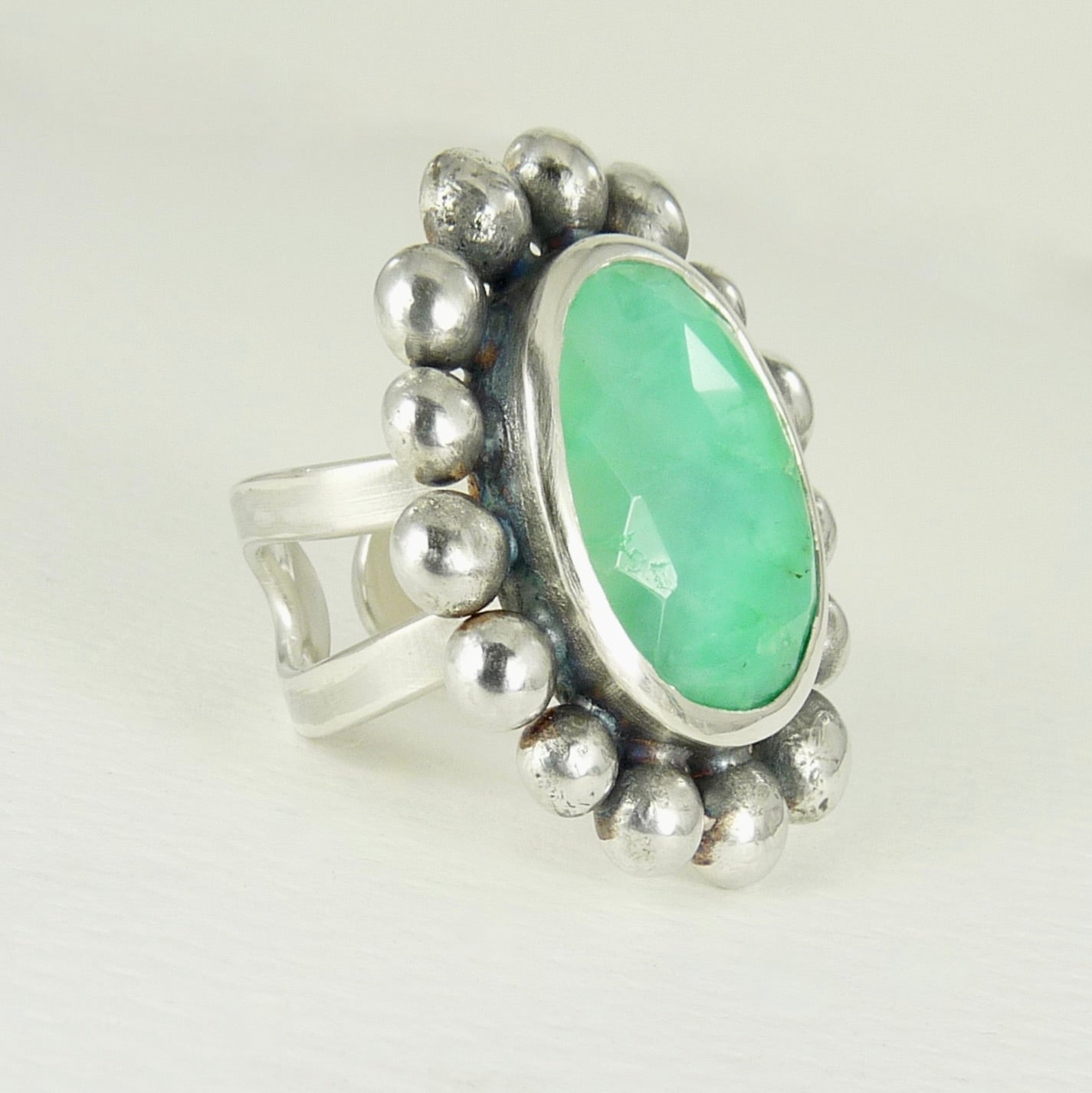 Giant Courtesan Ring Silver And Chrysoprase