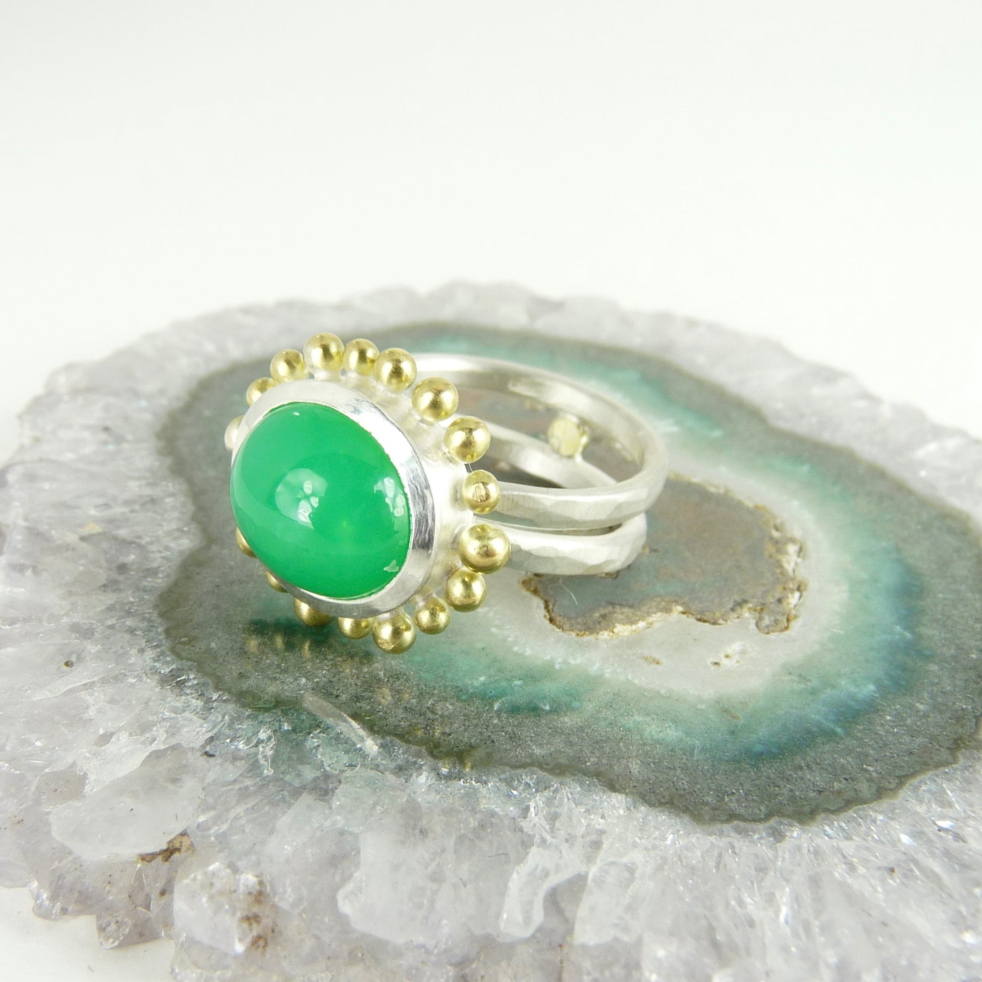 cabochon chrysoprase courtesan ring 