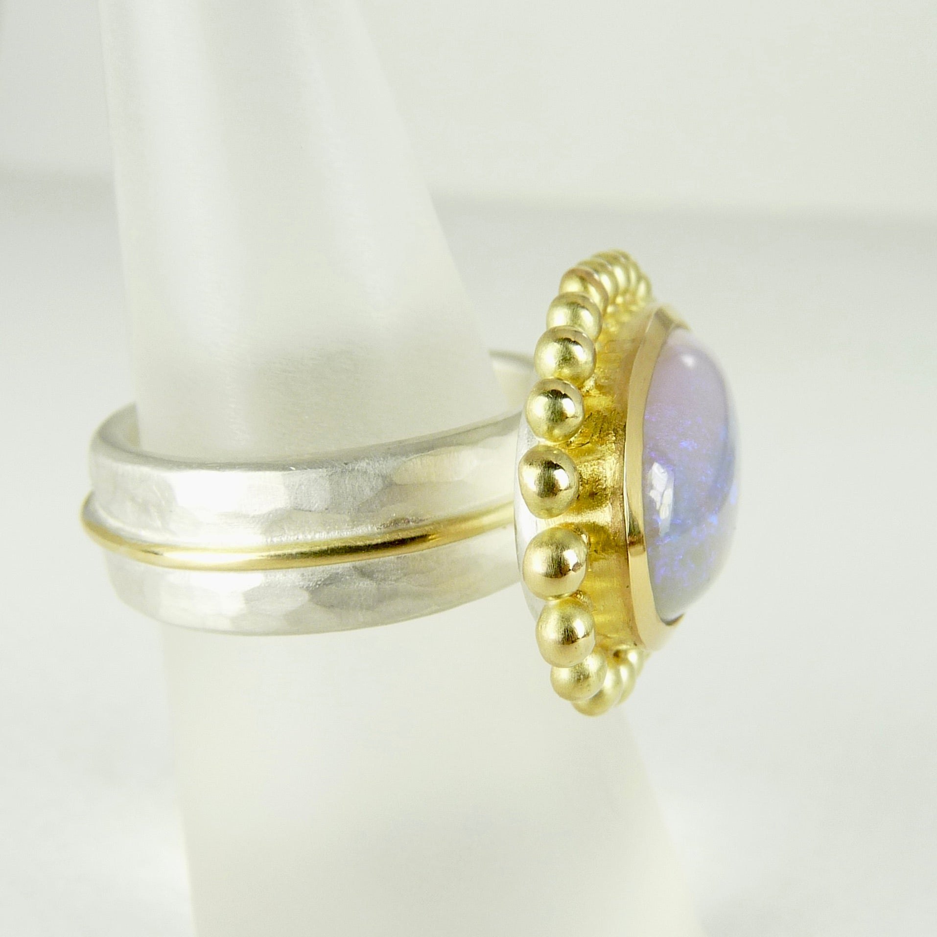 Opal 18ct gold handmade ring 