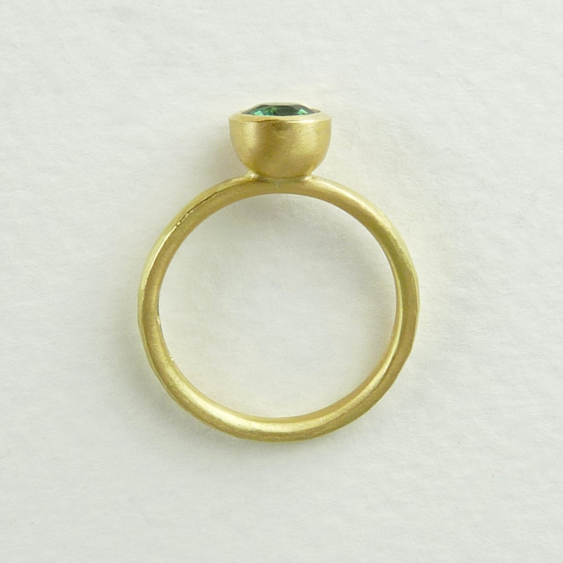 tourmaline 18ct gold ring green