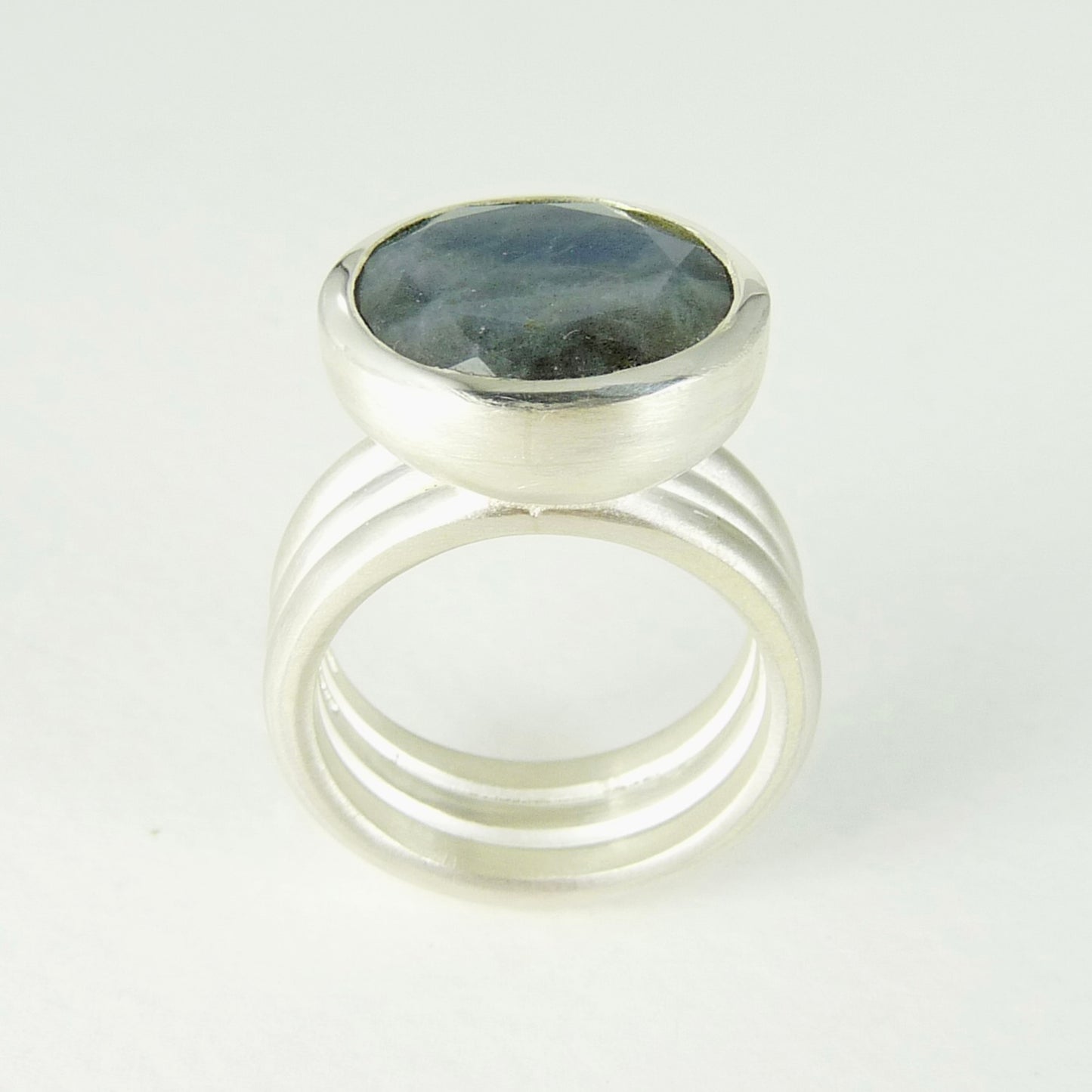 Large Labradorite Silver Ring