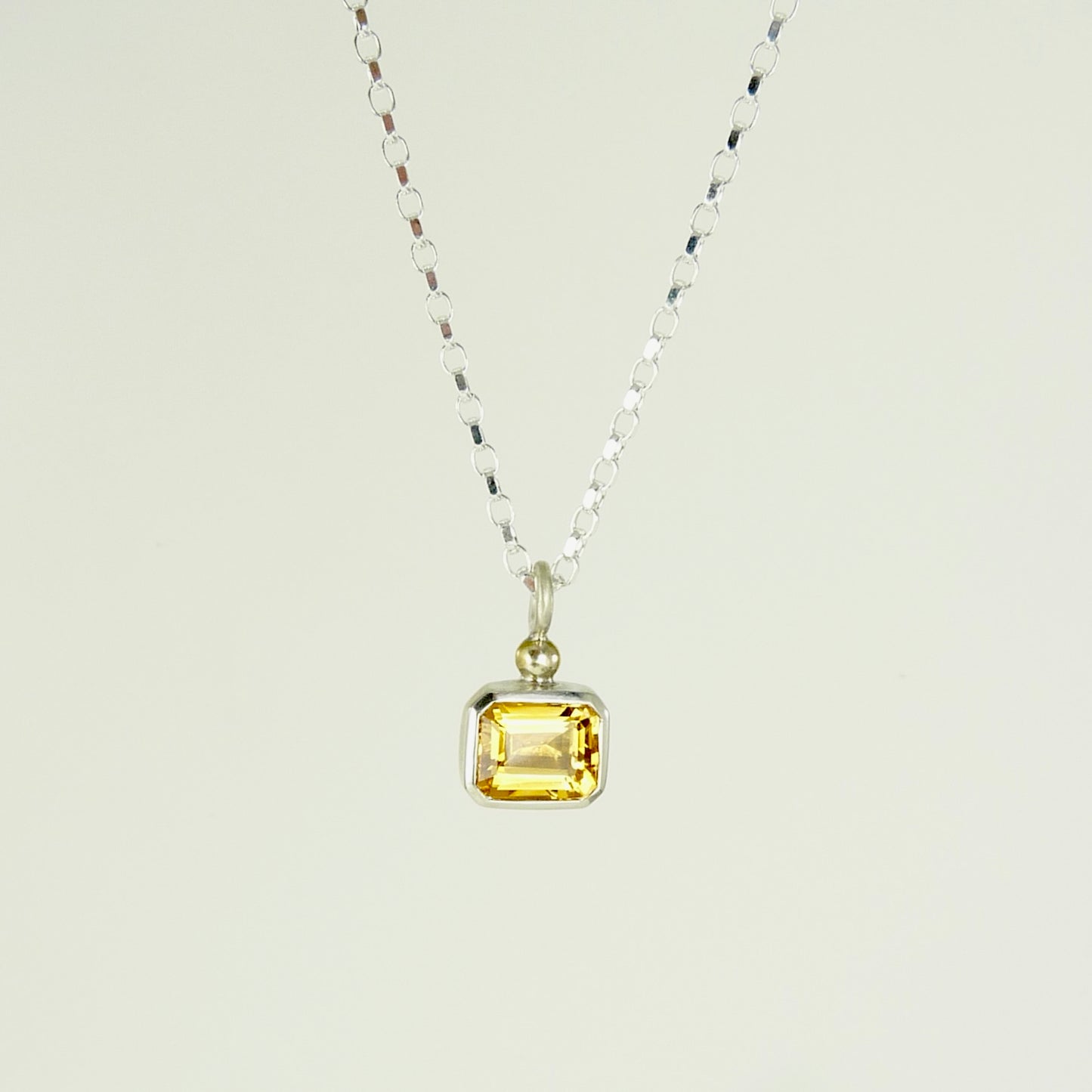 Citrine Cup Set Pendant