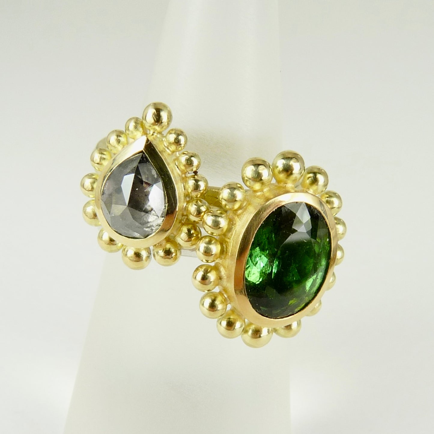 18ct Gold & Silver Green Tourmaline Courtesan Ring