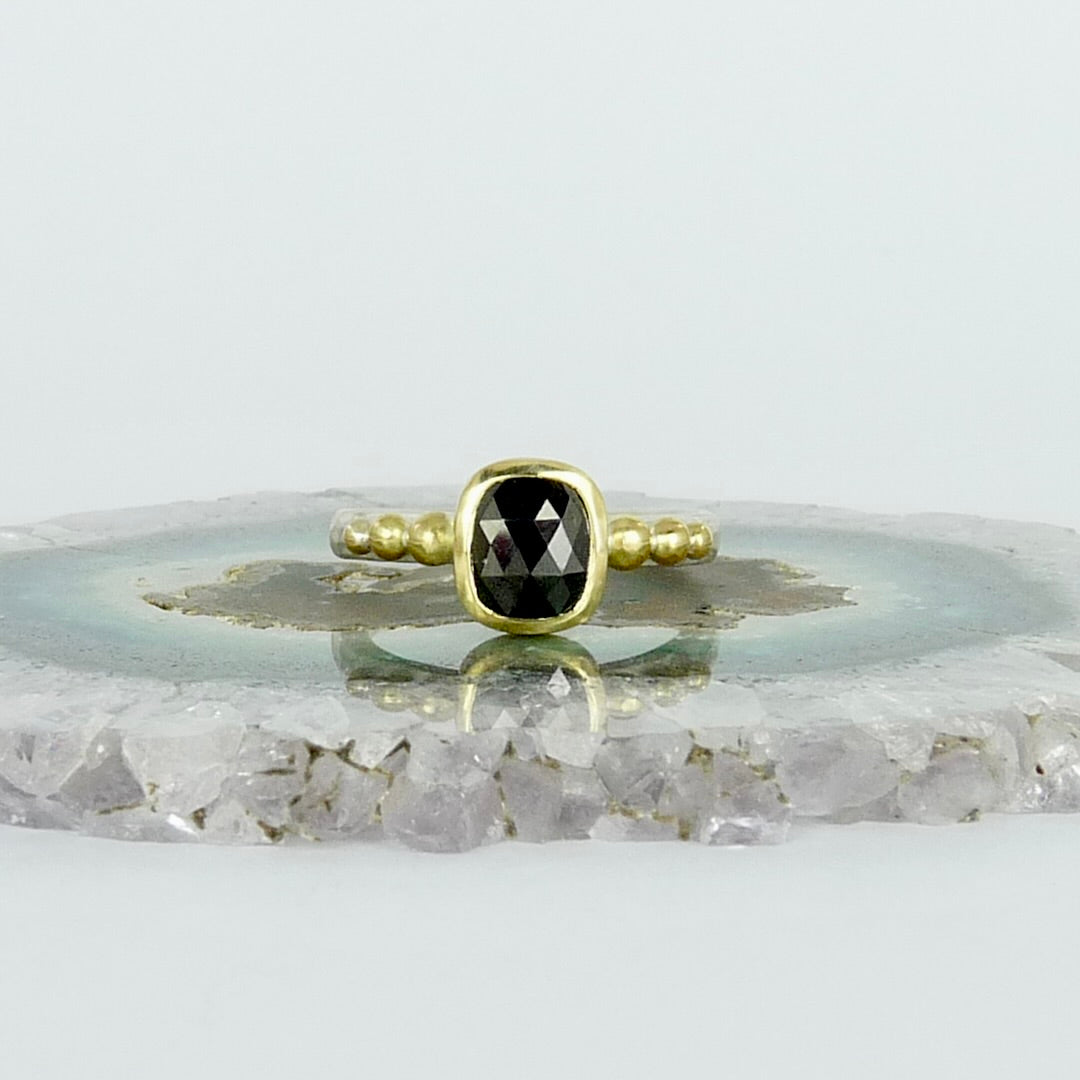 Black Diamond Granulation Ring