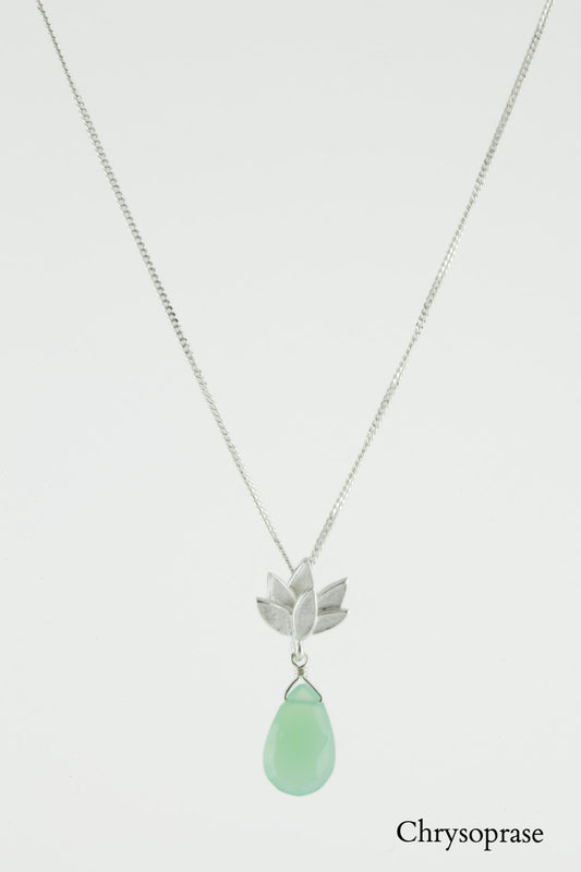 Deepa Flower Pendant Necklace with Gemstone in Silver