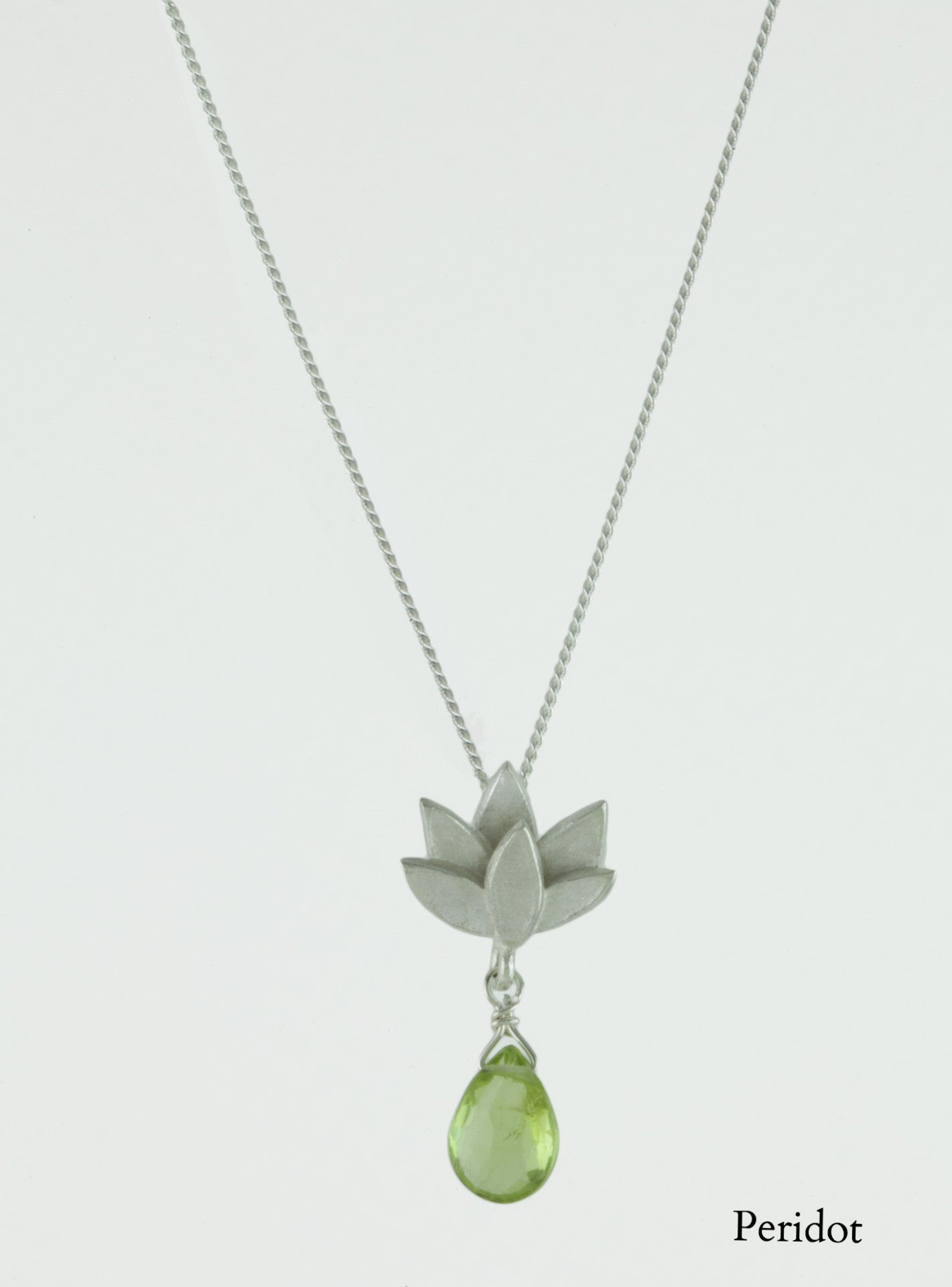 Deepa Flower Pendant Necklace with Gemstone in Silver