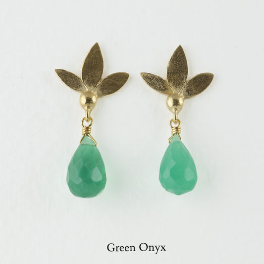 Ami Leaf Stud Earrings With Gemstone And Gold Plate