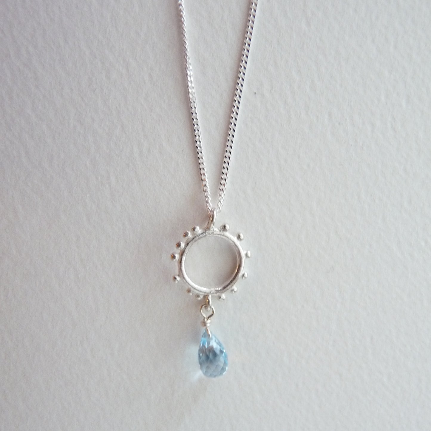 Granulation pendant with Gemstone Drop