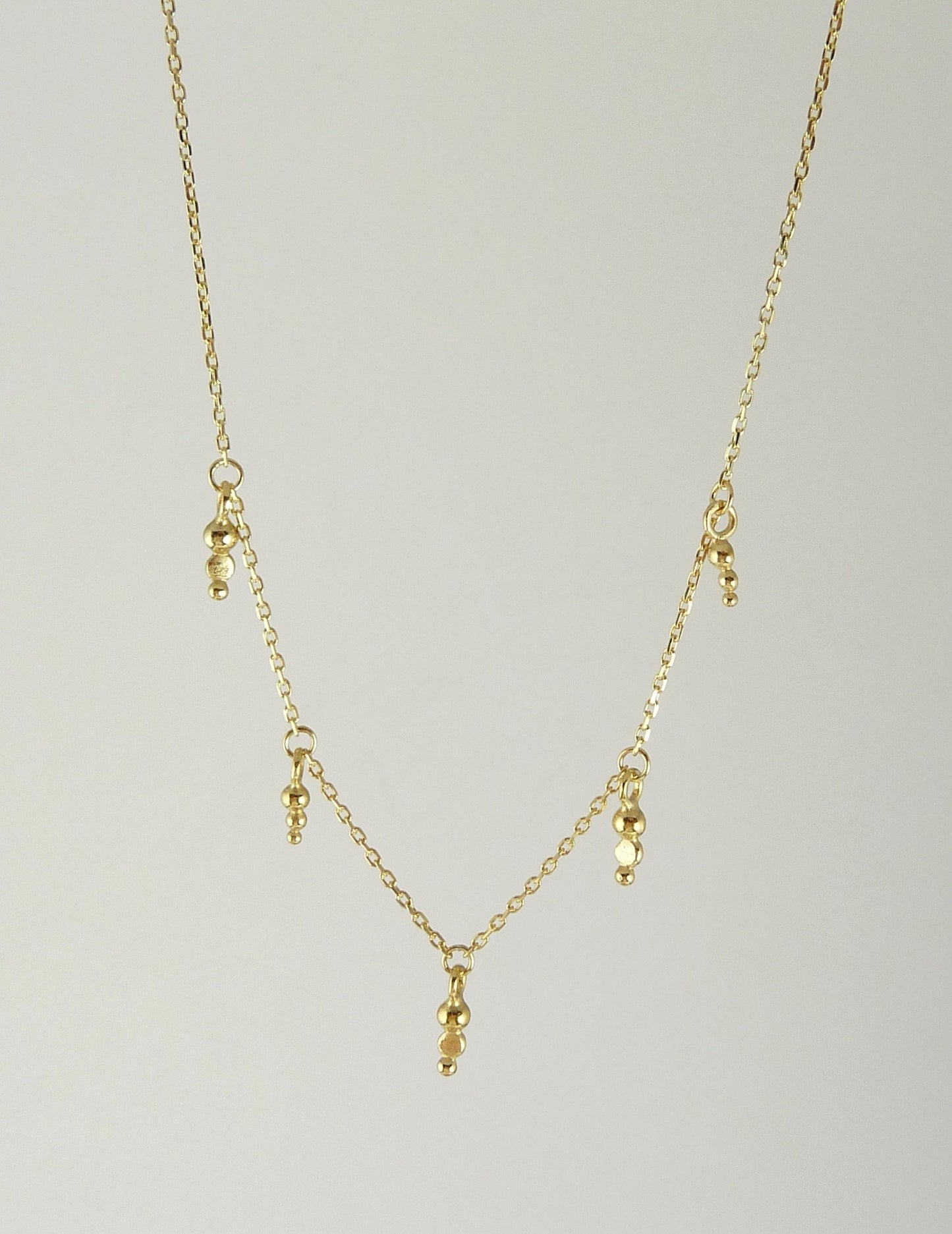 Leilah Dotted Delicate Granulation Necklace