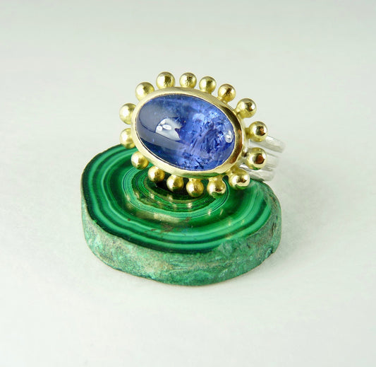 Large Cabochon Tanzanite Courtesan Ring